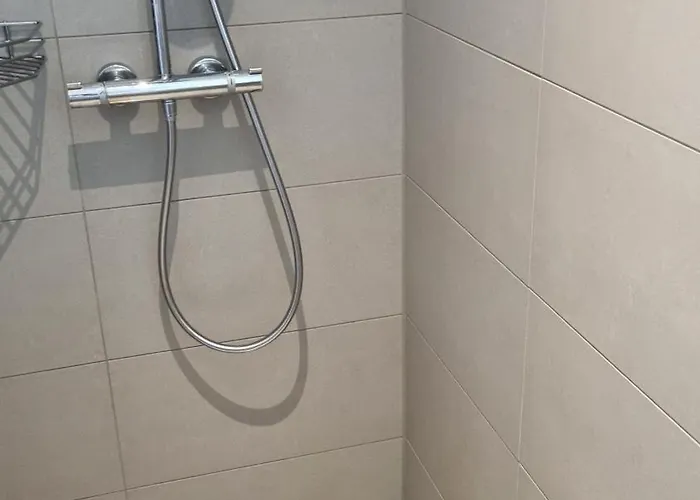 شقة Luxi Luxurioeses Mit Terrasse Und Garten Mitten In برلين