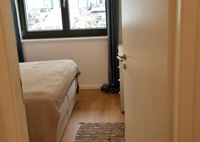 Luxi Luxurioeses Mit Terrasse Und Garten Mitten In *