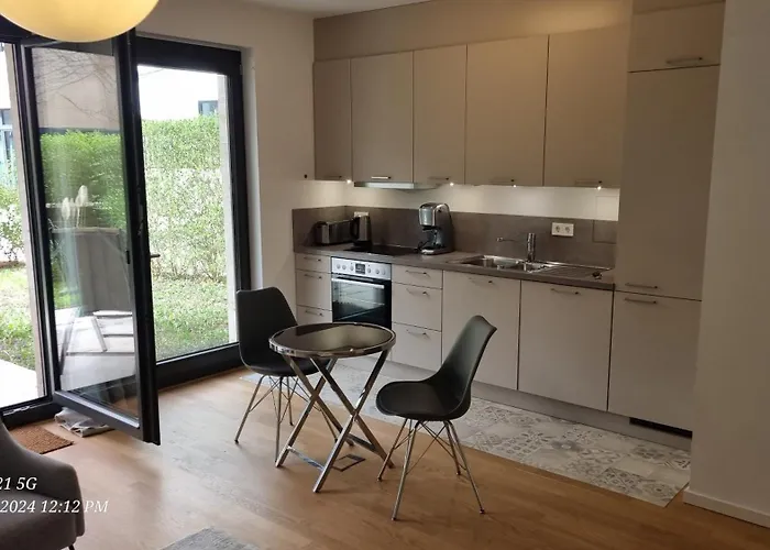 شقة Luxi Luxurioeses Mit Terrasse Und Garten Mitten In برلين