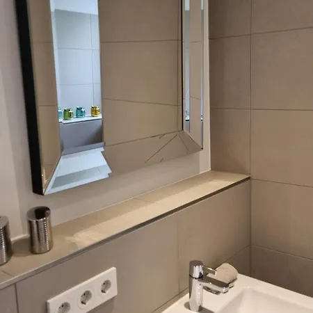 Luxi Luxurioeses Mit Terrasse Und Garten Mitten In 아파트 베를린