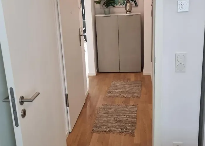 아파트 Luxi Luxurioeses Mit Terrasse Und Garten Mitten In