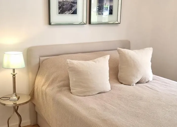 아파트 Luxi Luxurioeses Mit Terrasse Und Garten Mitten In *